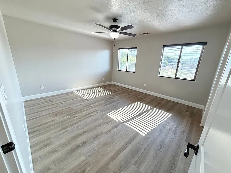 355 W 200 S #110 — Photo 24