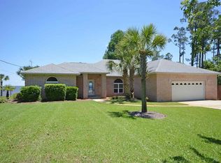 1600 Moonraker Dr, Milton, FL 32583