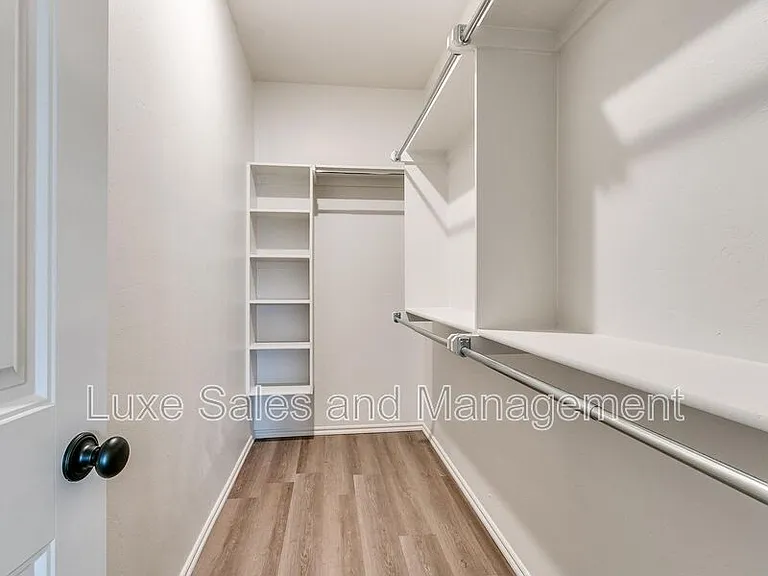 8004 NW 105th St — Photo 23