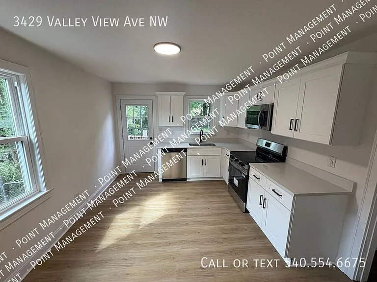 3429 Valley View Ave NW — Photo 6