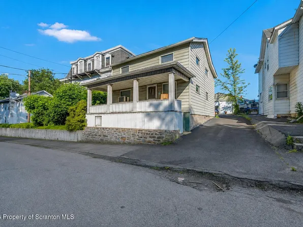 905 Slocum Ave, Scranton, PA 18505