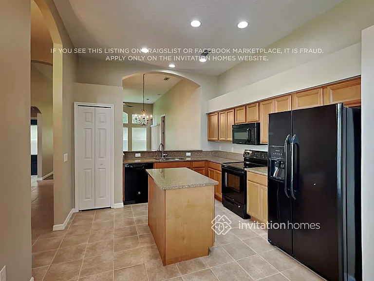 586 Coral Trace Blvd — Photo 5