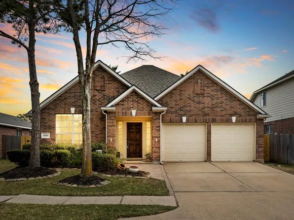 19314 Cloud Peak Dr, Tomball, TX 77377