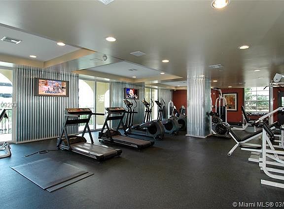 4th image of 520 SE 5th Ave APT 1204