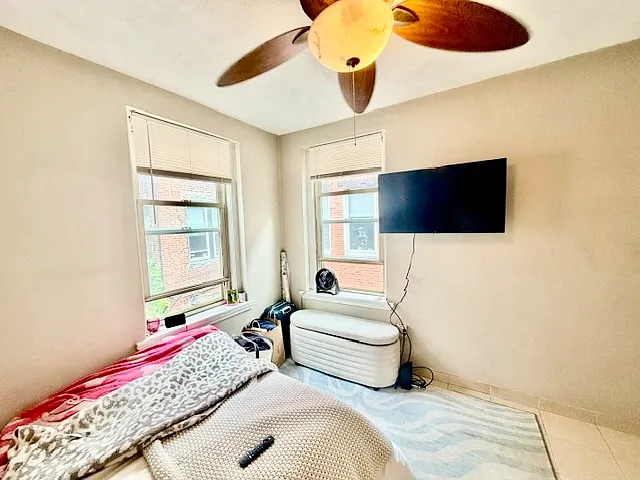 25 Sheafe St #4R — Photo 7