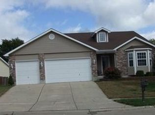 16712 N Fork Ridge Dr, Florissant, MO