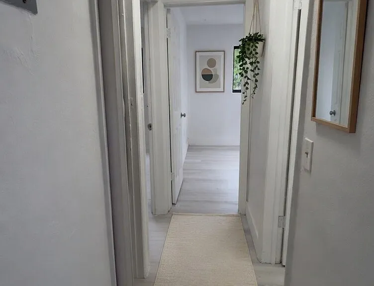 635 SW 7th Ct #4 — Photo 6