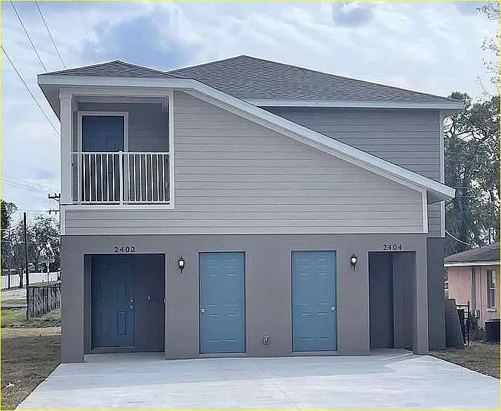 1st image of 2117 King Ave #1