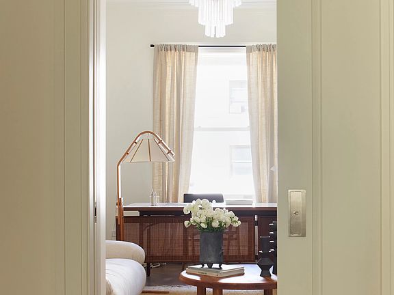 5th image of 225 W 86th St APT 1004