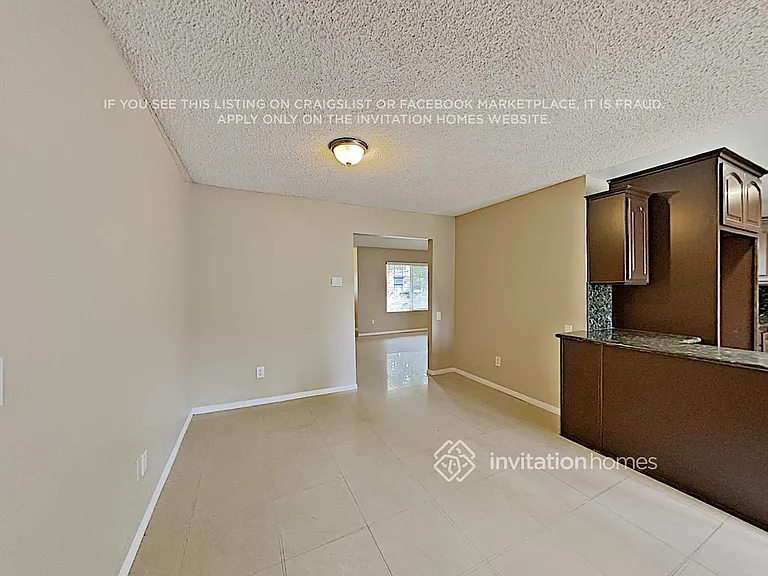 20307 Elkwood St — Photo 7