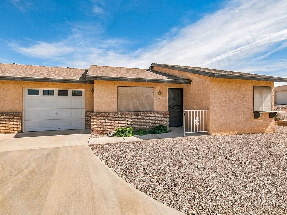 1781 Palo Verde Blvd N
