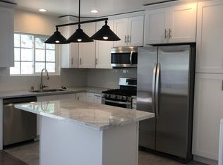 730 N Colfax St, La Habra, CA 90631