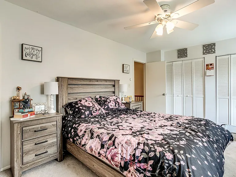 546 Azalea Dr — Photo 16