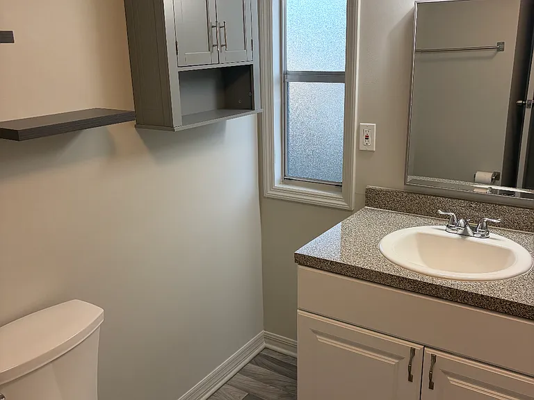 7914 Greenlawn Dr — Photo 8