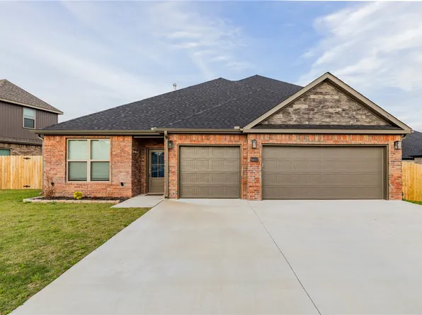6601 SW Acacia St, Bentonville, AR 72713