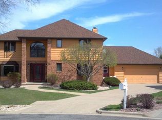 637 L Hauser Rd, Onalaska, WI 54650