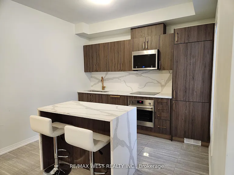 1165 Journeyman Ln #215 — Photo 5