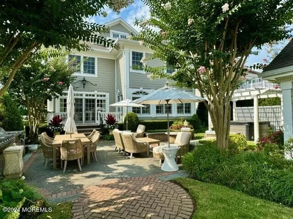 310 Garfield Avenue, Avon-by-the-sea, NJ 07717