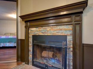 956 Trowbridge Rd, Sparta, MO 65753