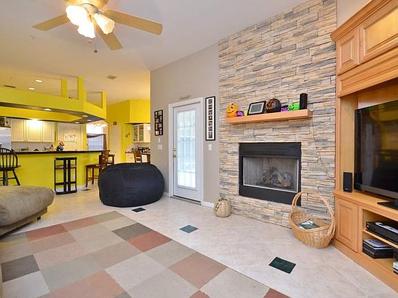 4th image of 520 Teagarden Ct