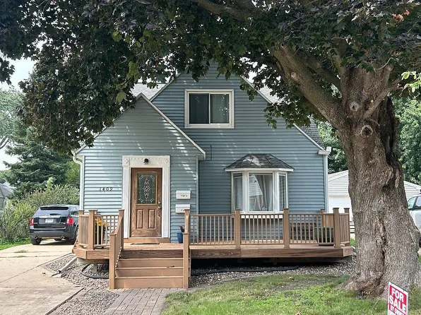 1409 7th Ave NW, Rochester, MN 55901