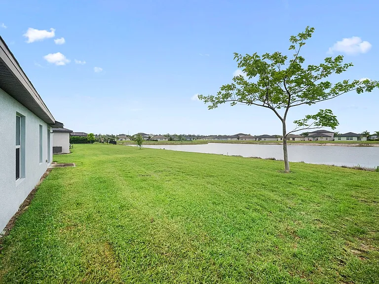 4216 Villa Rapallo Way — Photo 23