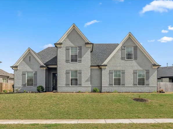 75 Laurel Wood Ln, Oakland, TN 38060