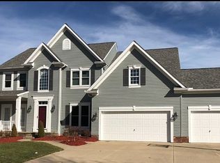 8543 Eaton Dr, Northfield, OH