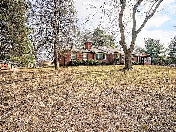 3rd image of 9640 Hamilton Hills Dr