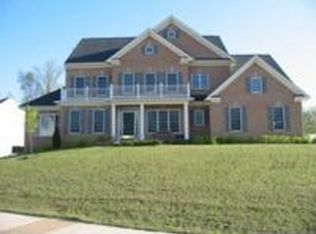 3360 Dondis Creek Dr, Triangle, VA 22172