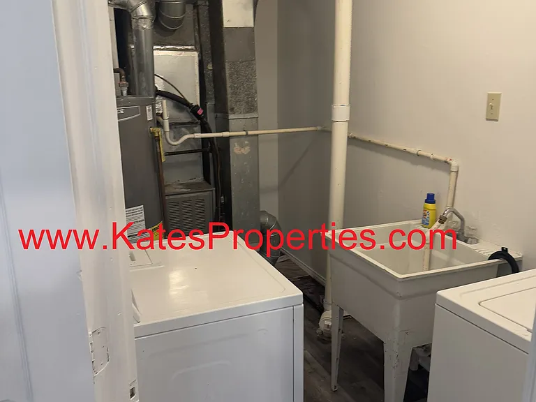 Laundry / Utility Room