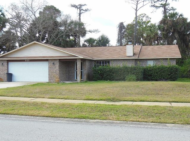 1st image of 820 Wildwood Cir
