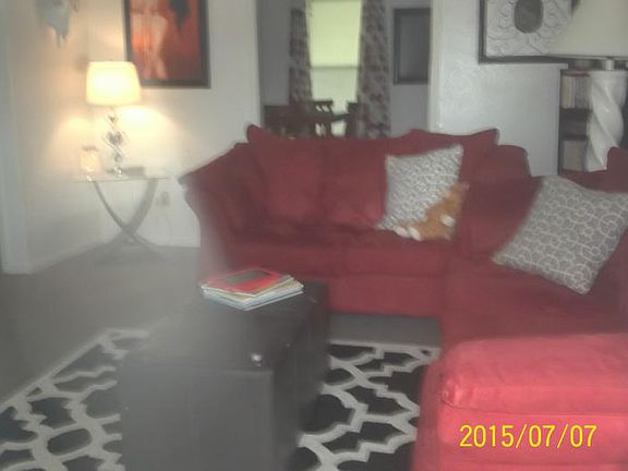 4th image of 1001 Southcliff Dr