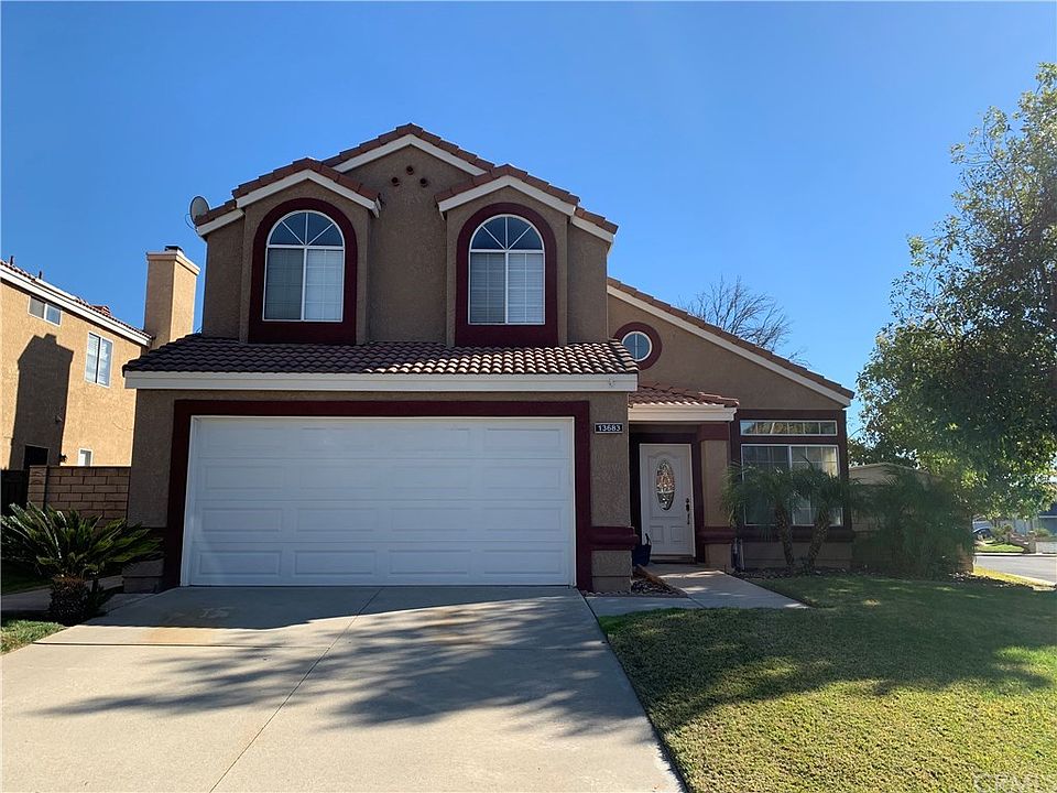 1st image of 13683 Tioga Ct