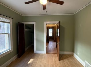 3913 N Farwell Ave FLOOR 1, Milwaukee, WI 53211