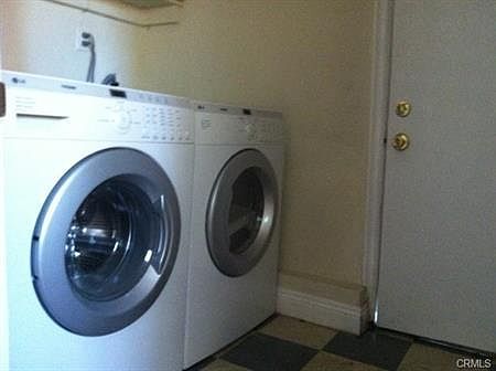 3rd image of 6437 Enfield Ave