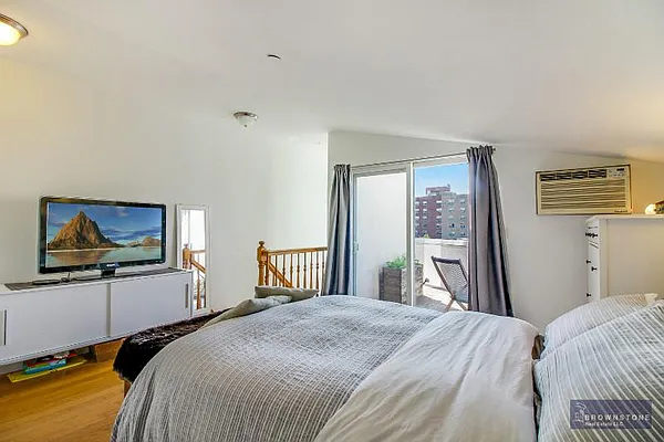 Sold by Brownstone Real Estate | media 5