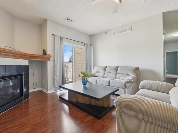 8601 Westown Pkwy Unit 19208, West Des Moines, IA 50266