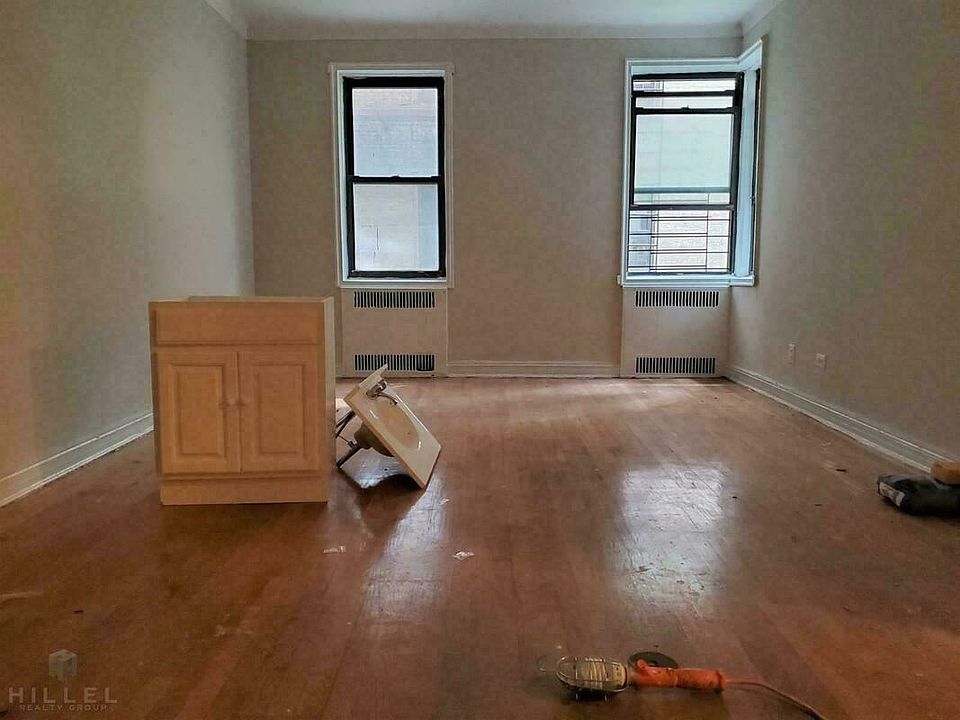 1st image of 8505 Elmhurst Ave APT 1b