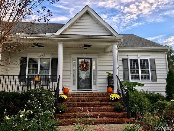 5th image of 1004 Staples Trace Ct