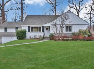 65 Abingdon Ln, Scarsdale, NY 10583