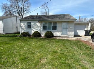 404 S Parke St, Tuscola, IL 61953