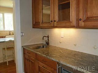 5th image of 9 Grandview Ln