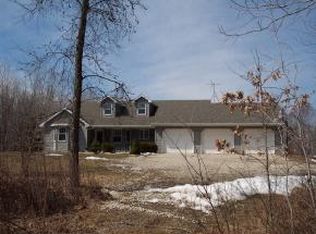 W283 Church Rd, Oconto Falls, WI 54154
