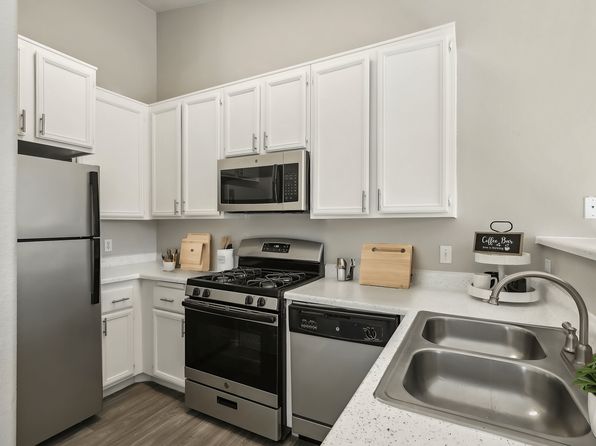 770 W Lone Mountain Rd APT 2040