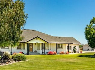 12054 N Ruotolo Ln, Lodi, CA 95240