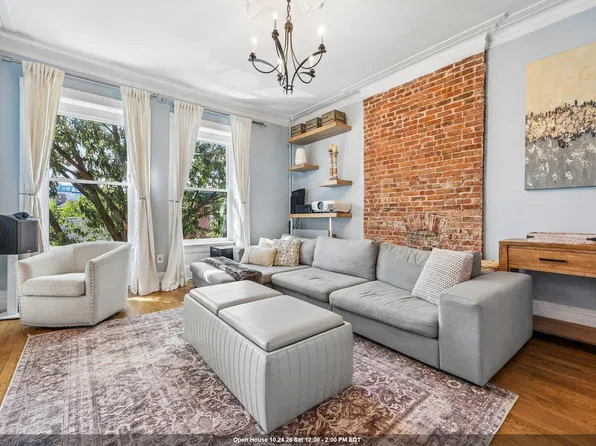 232 Montgomery St #3, Jersey City, NJ 07302