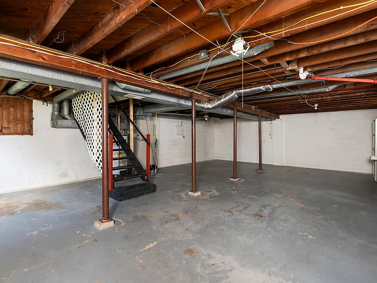 1331 Keesling Ave — Photo 16