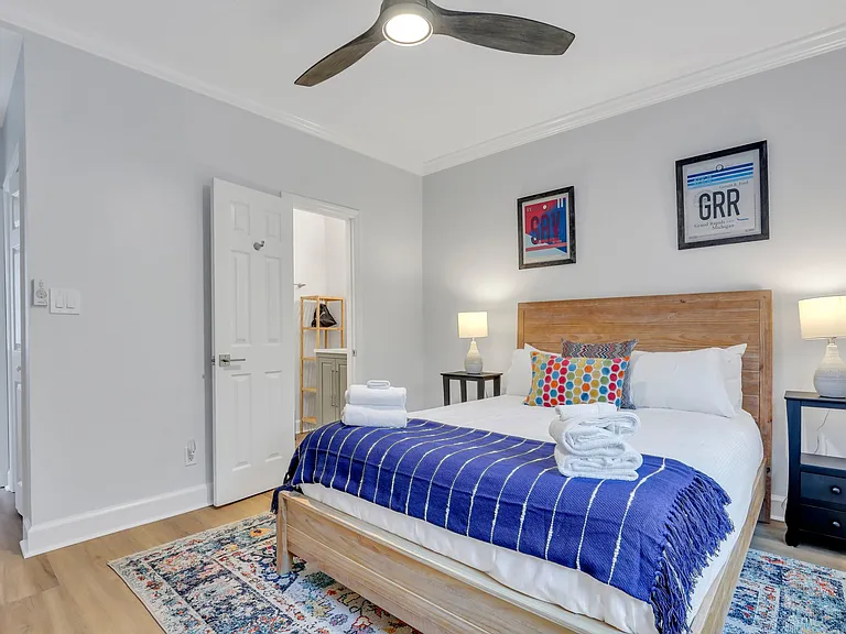 101 E Gaston St #1A — Photo 20