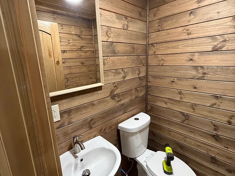 27 Fairview Ave #A — Photo 4